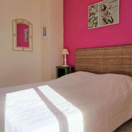 2 Pieces, 4 Couchages, Balcon, Proche - - Fr-1-225-110 Apartment